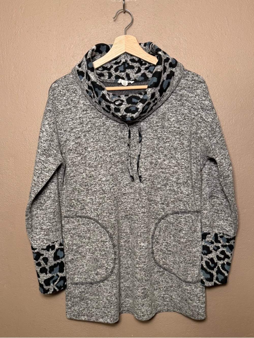 Tribal Jeans Cowl Neck Gray & Leopard Print Sweater Size P/S